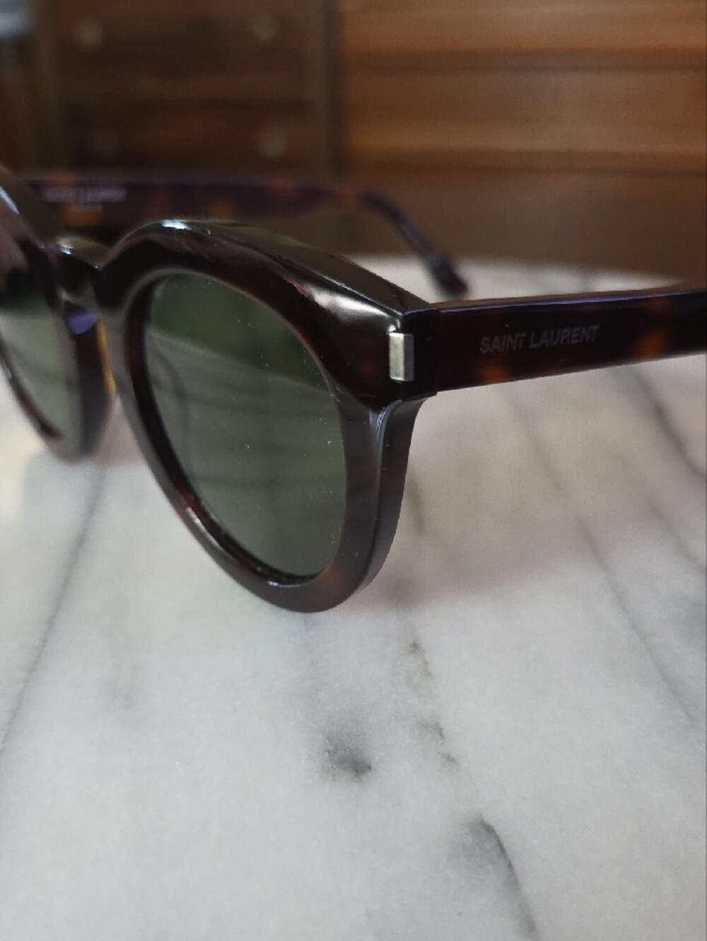 Saint Laurent SL 102 Surf sunglasses - Picture 14 of 17